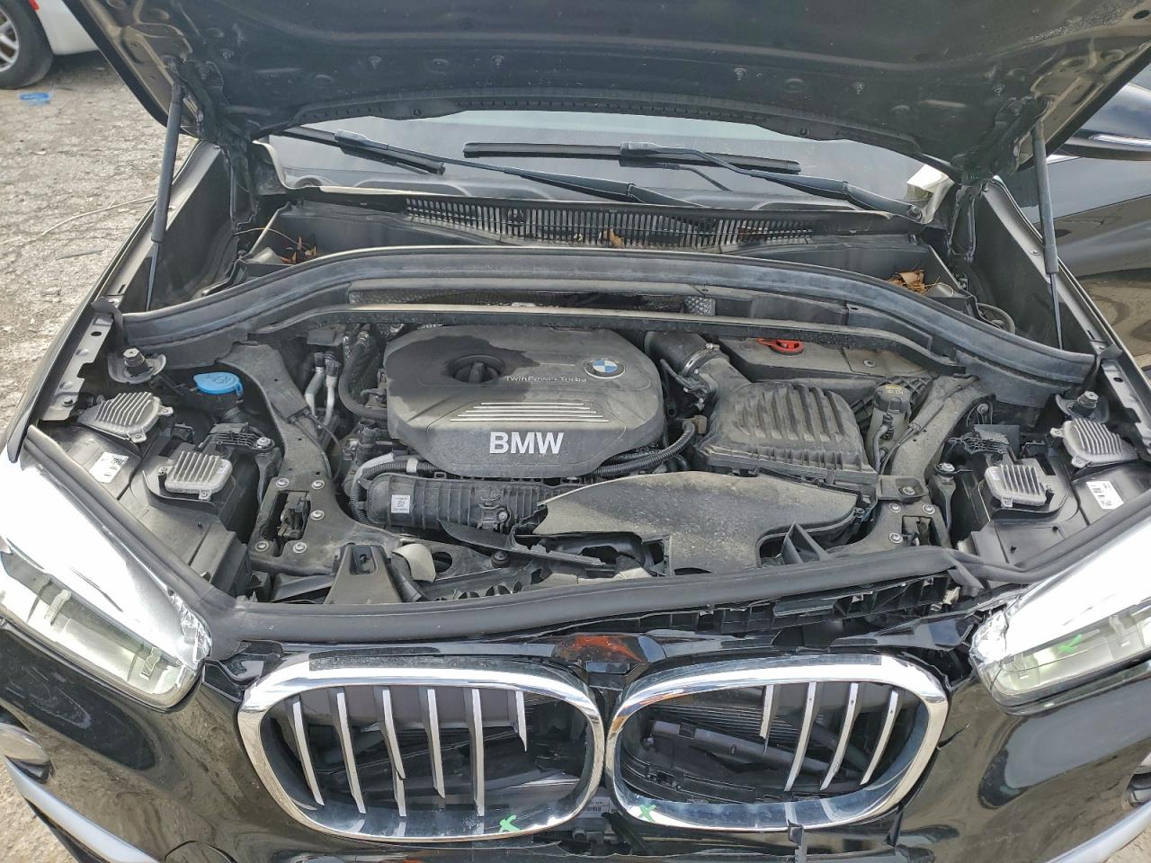 2016 BMW X1 XDRIVE28I photo 12