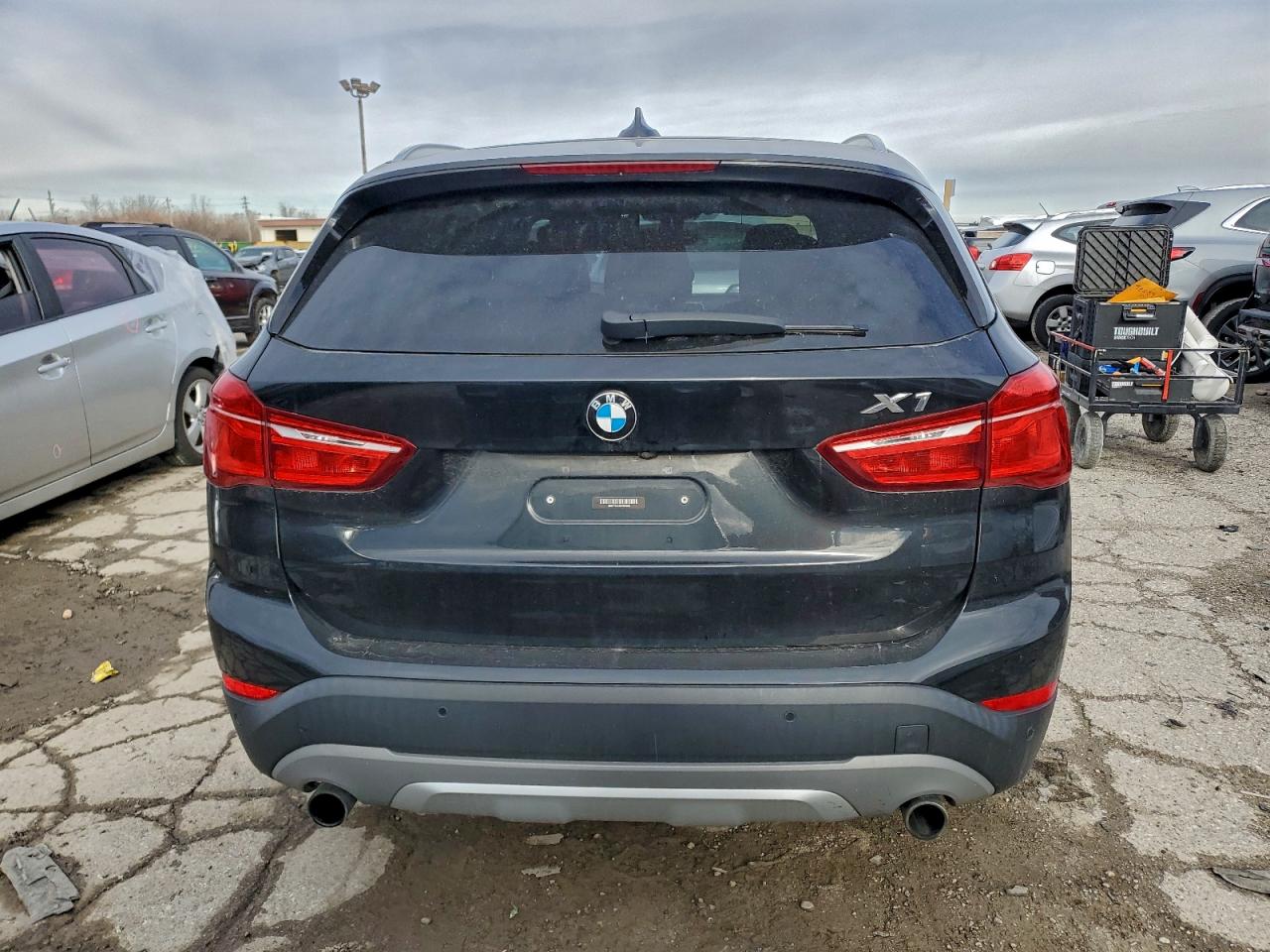 2016 BMW X1 XDRIVE28I photo 6