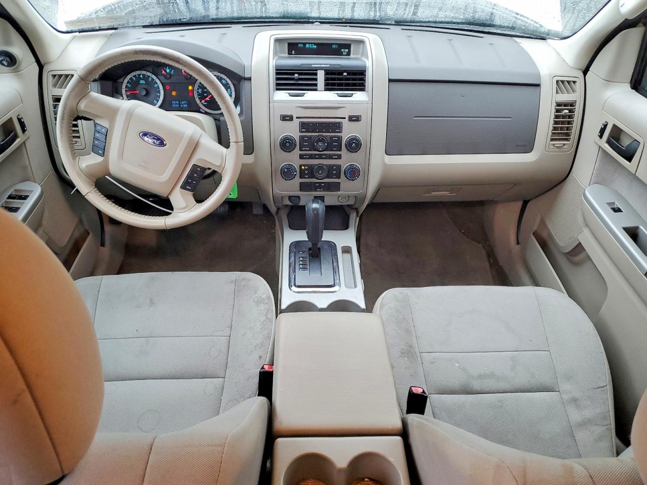 2010 FORD ESCAPE XLT photo 8
