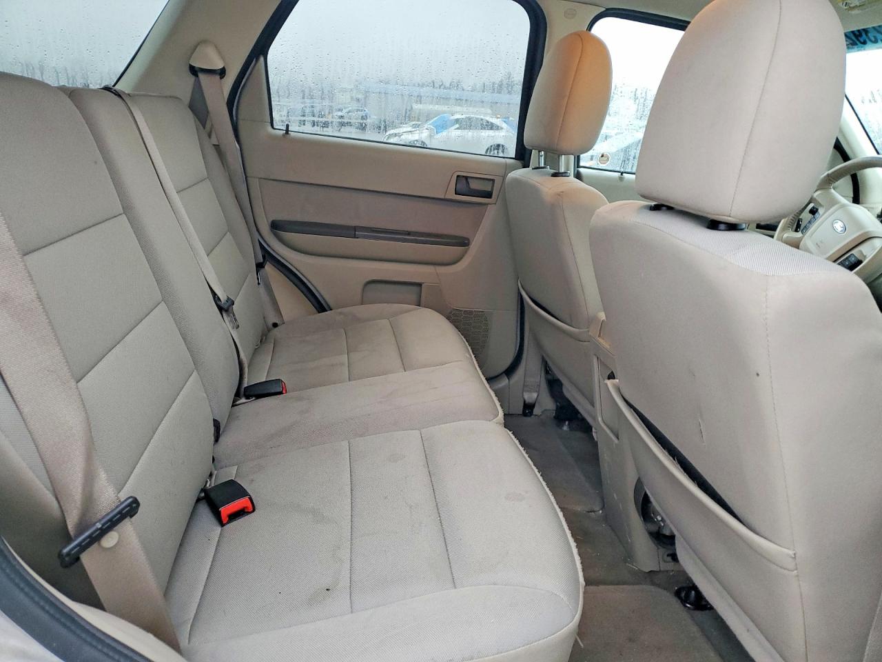 2010 FORD ESCAPE XLT photo 11
