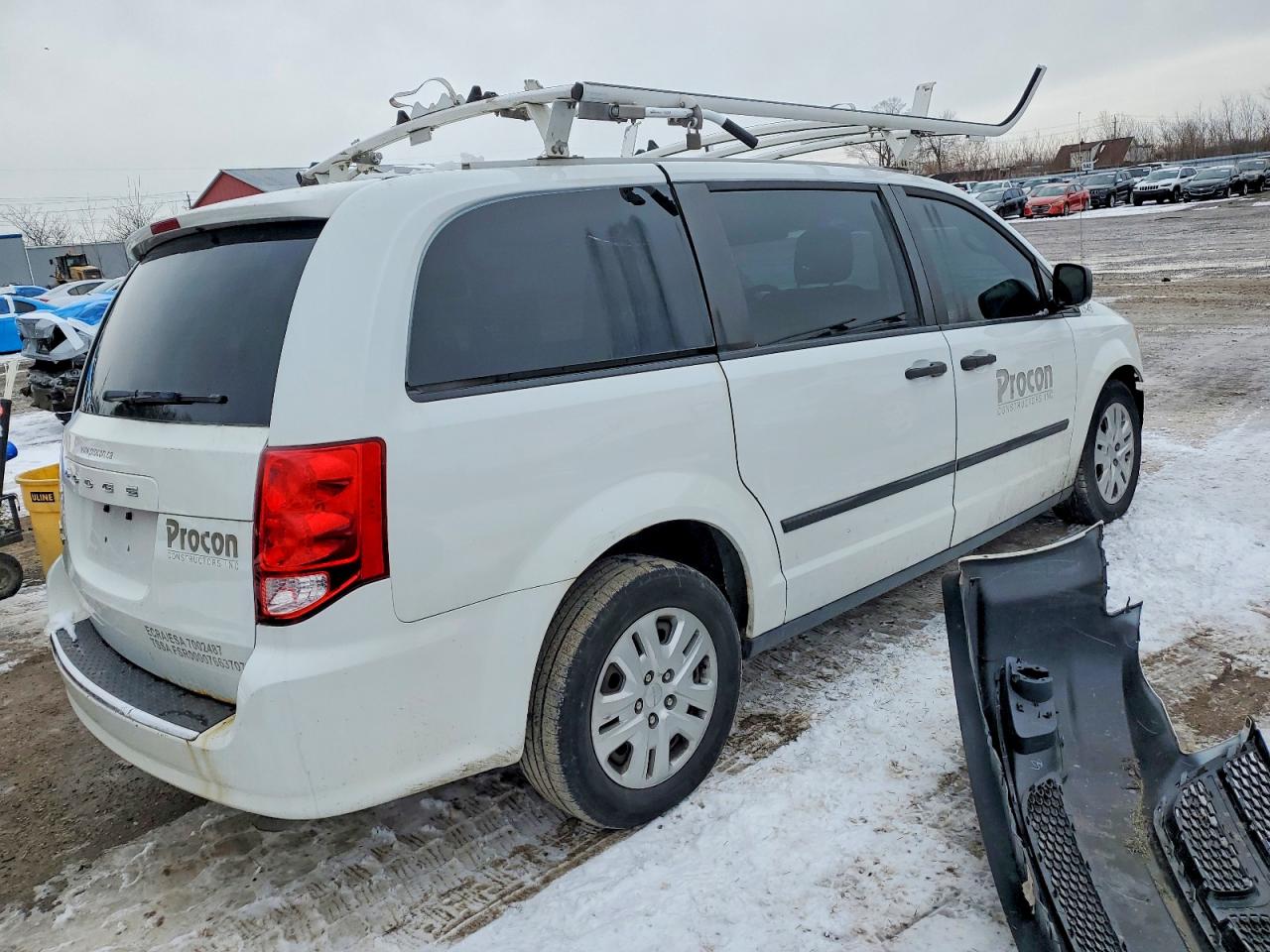 2015 DODGE GRAND CARAVAN SE photo 3