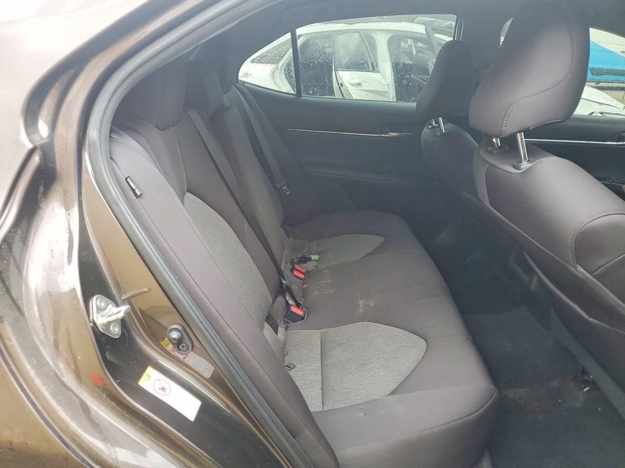 2019 TOYOTA CAMRY L photo 10