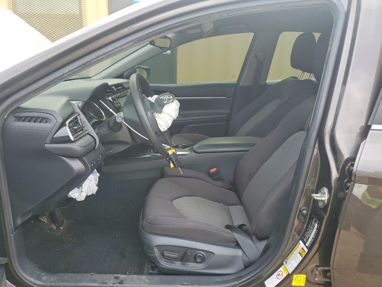 2019 TOYOTA CAMRY L photo 7