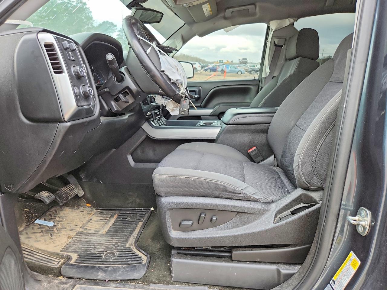 2017 CHEVROLET SILVERADO K1500 LT photo 7