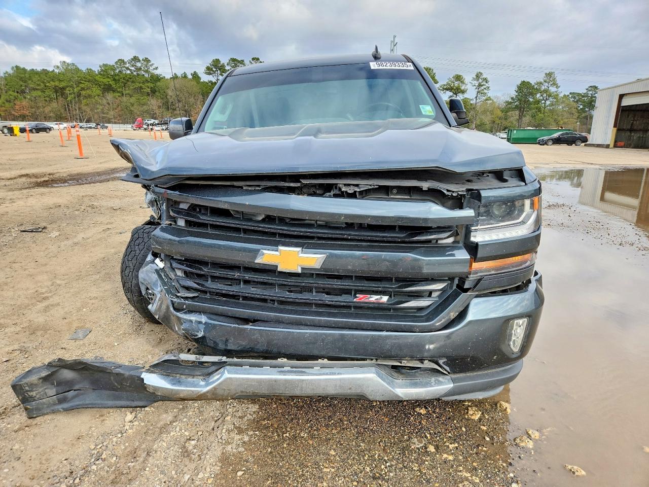 2017 CHEVROLET SILVERADO K1500 LT photo 5