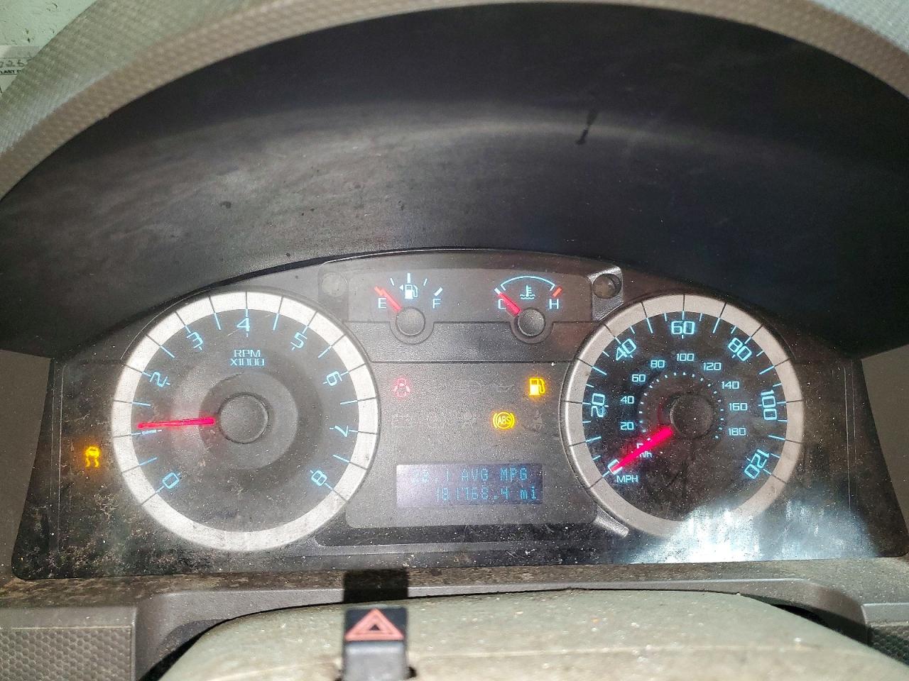 2010 FORD ESCAPE XLT photo 25