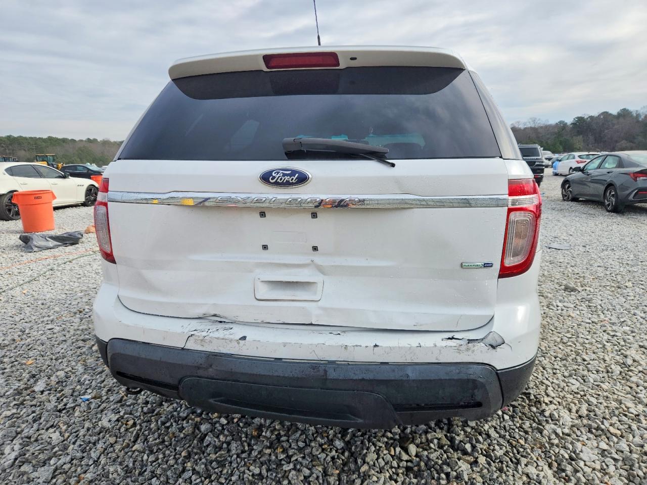 2013 FORD EXPLORER photo 6