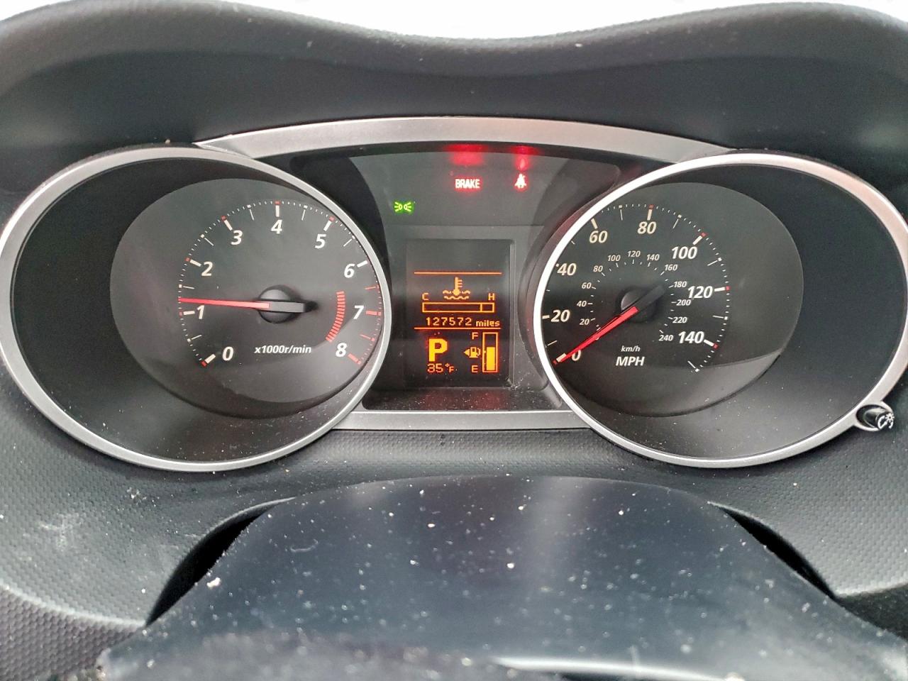 2011 MITSUBISHI OUTLANDER ES photo 9