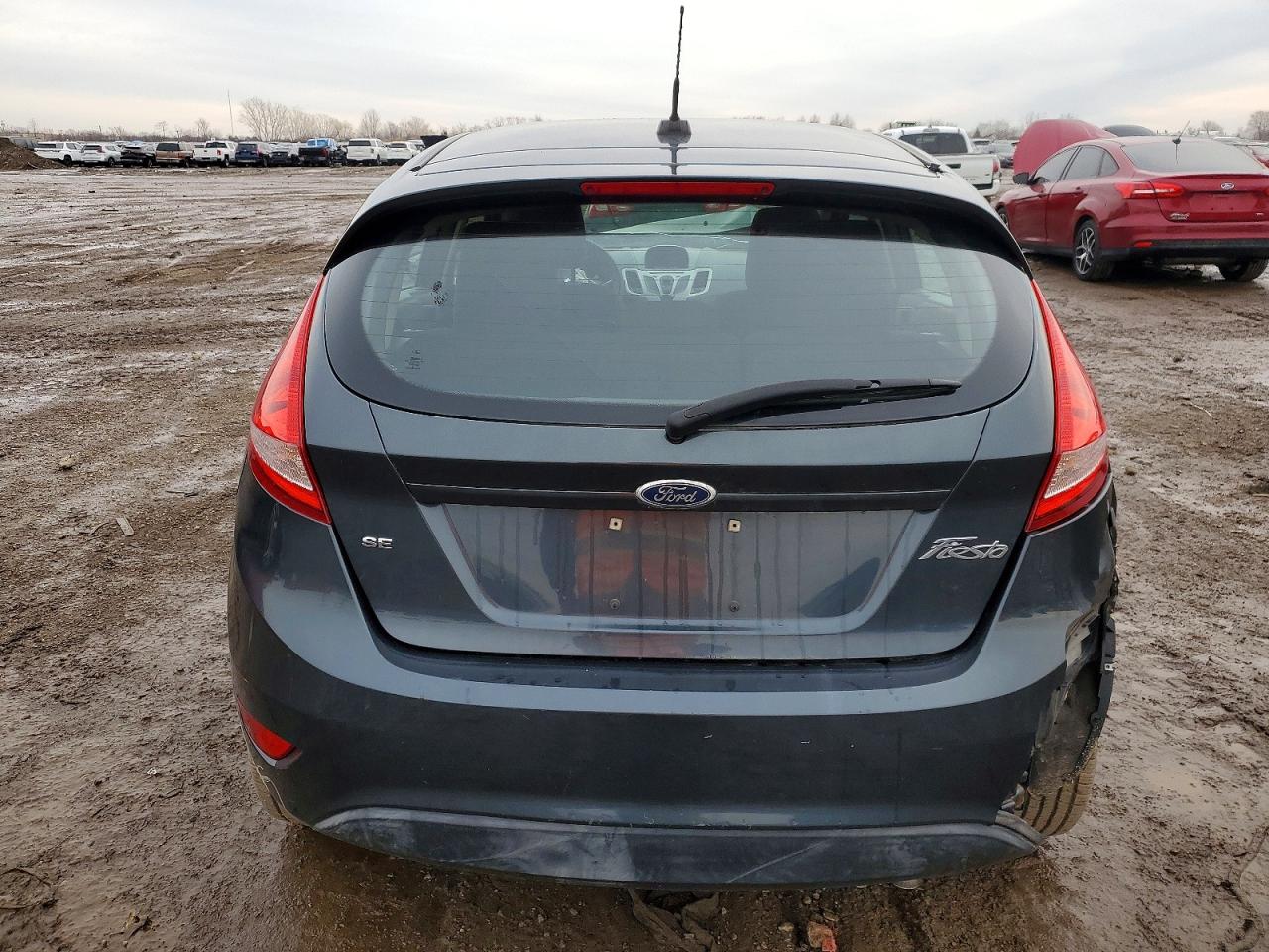 2011 FORD FIESTA SE photo 11