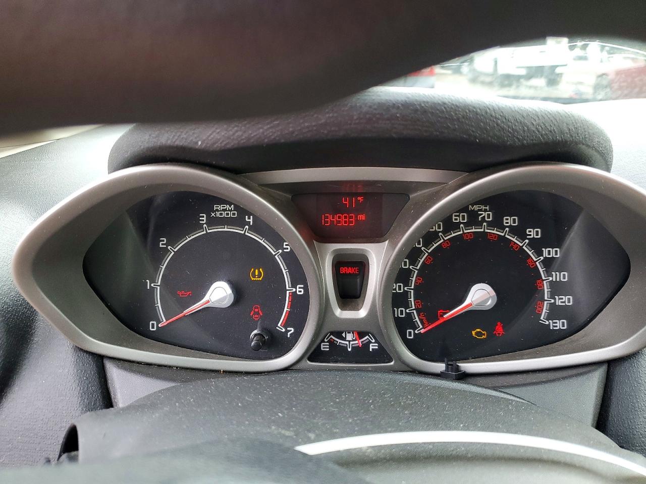 2011 FORD FIESTA SE photo 17