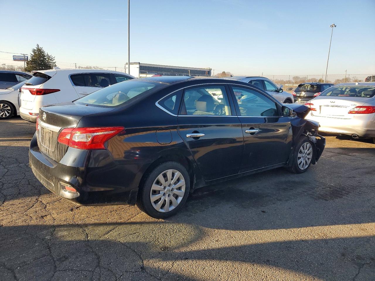 2017 NISSAN SENTRA S photo 3