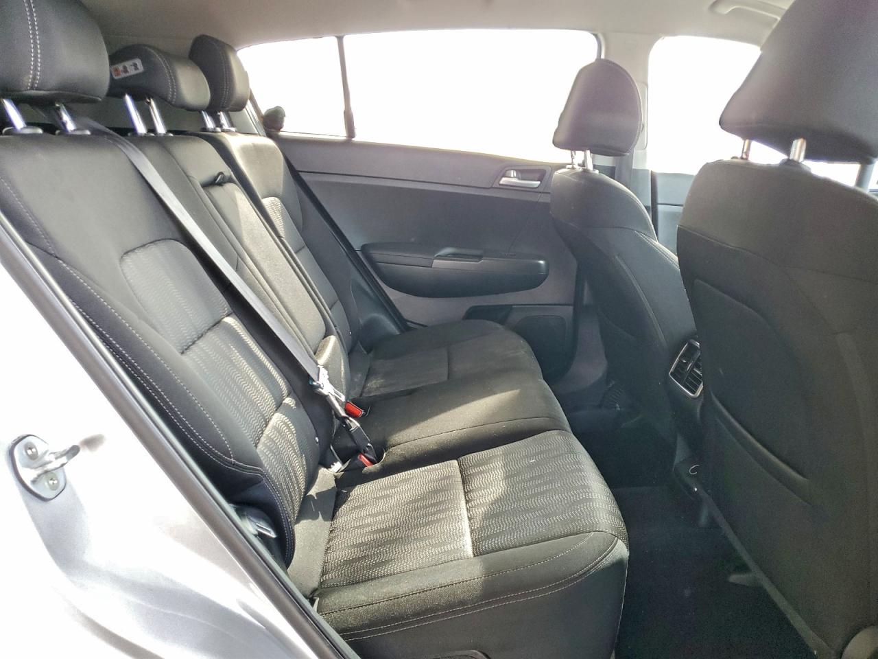 2020 KIA SPORTAGE LX photo 11