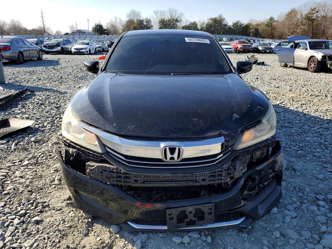2017 HONDA ACCORD LX photo 5