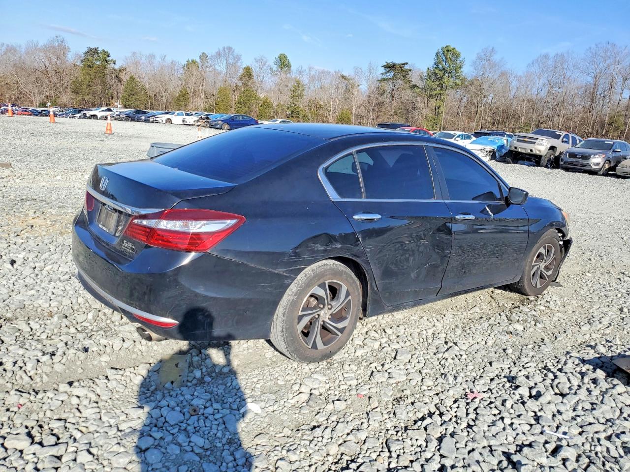 2017 HONDA ACCORD LX photo 3