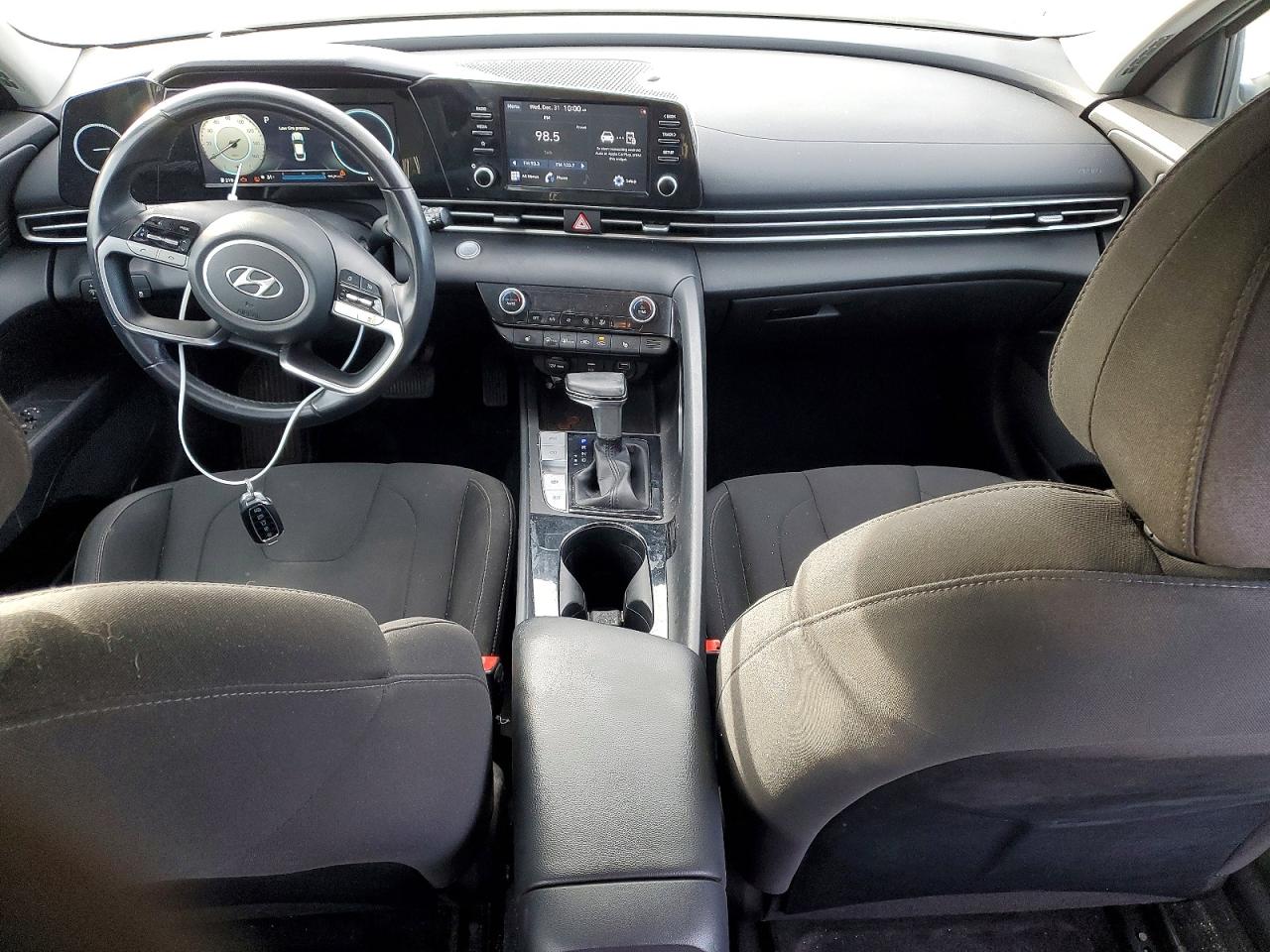 2021 HYUNDAI ELANTRA SEL photo 8