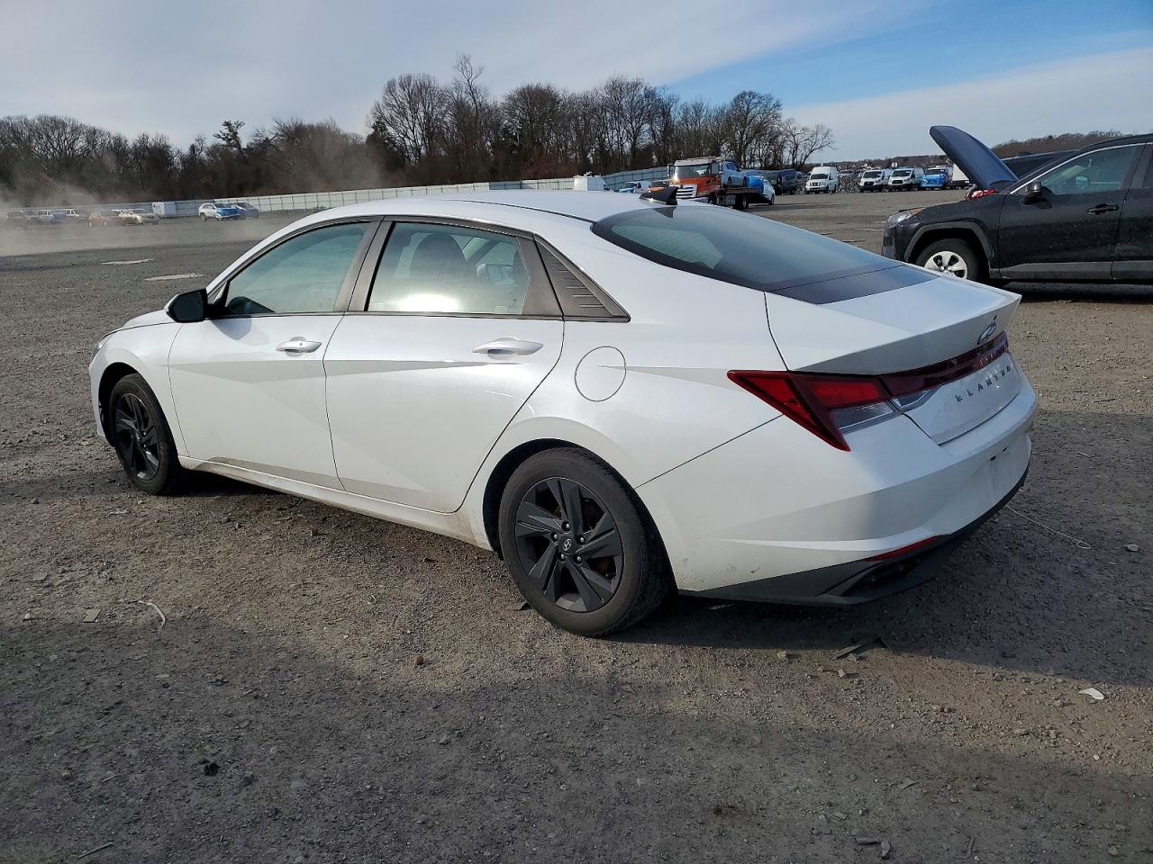 2021 HYUNDAI ELANTRA SEL photo 2
