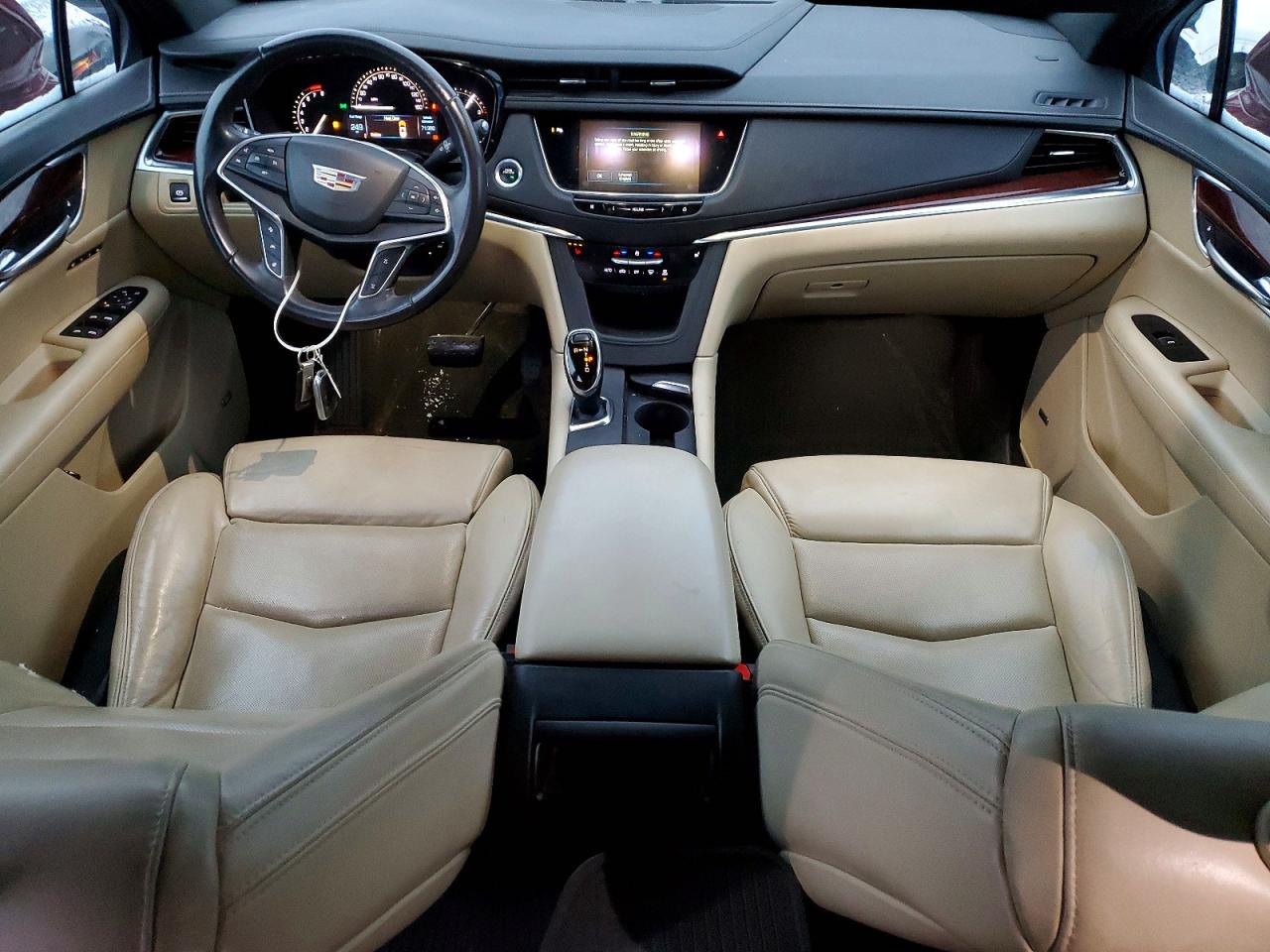 2017 CADILLAC XT5 LUXURY photo 8