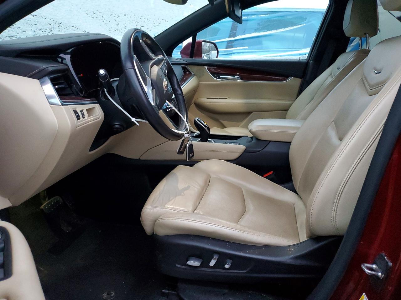 2017 CADILLAC XT5 LUXURY photo 7