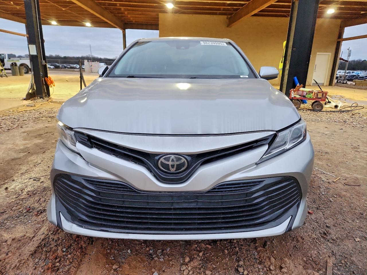 2019 TOYOTA CAMRY L photo 5