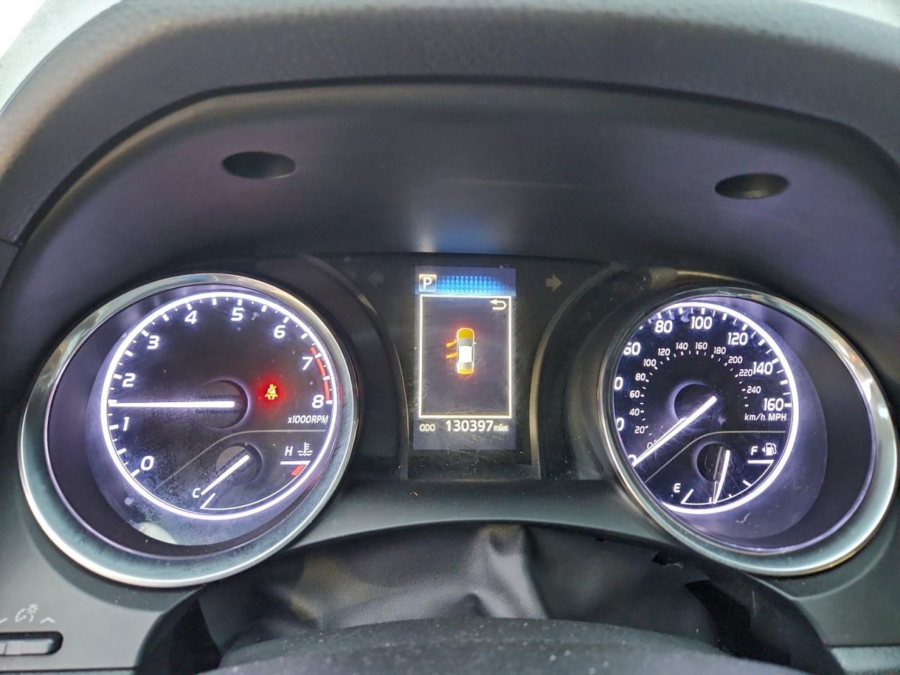 2019 TOYOTA CAMRY L photo 9