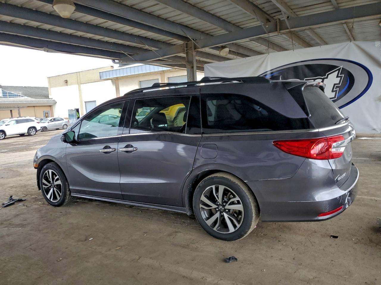 2019 HONDA ODYSSEY ELITE photo 2