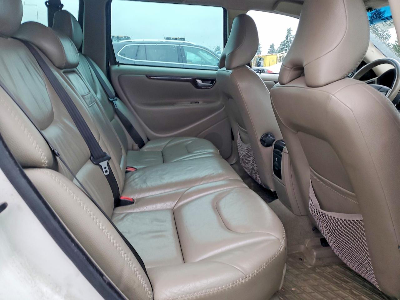 2007 VOLVO XC70 photo 11