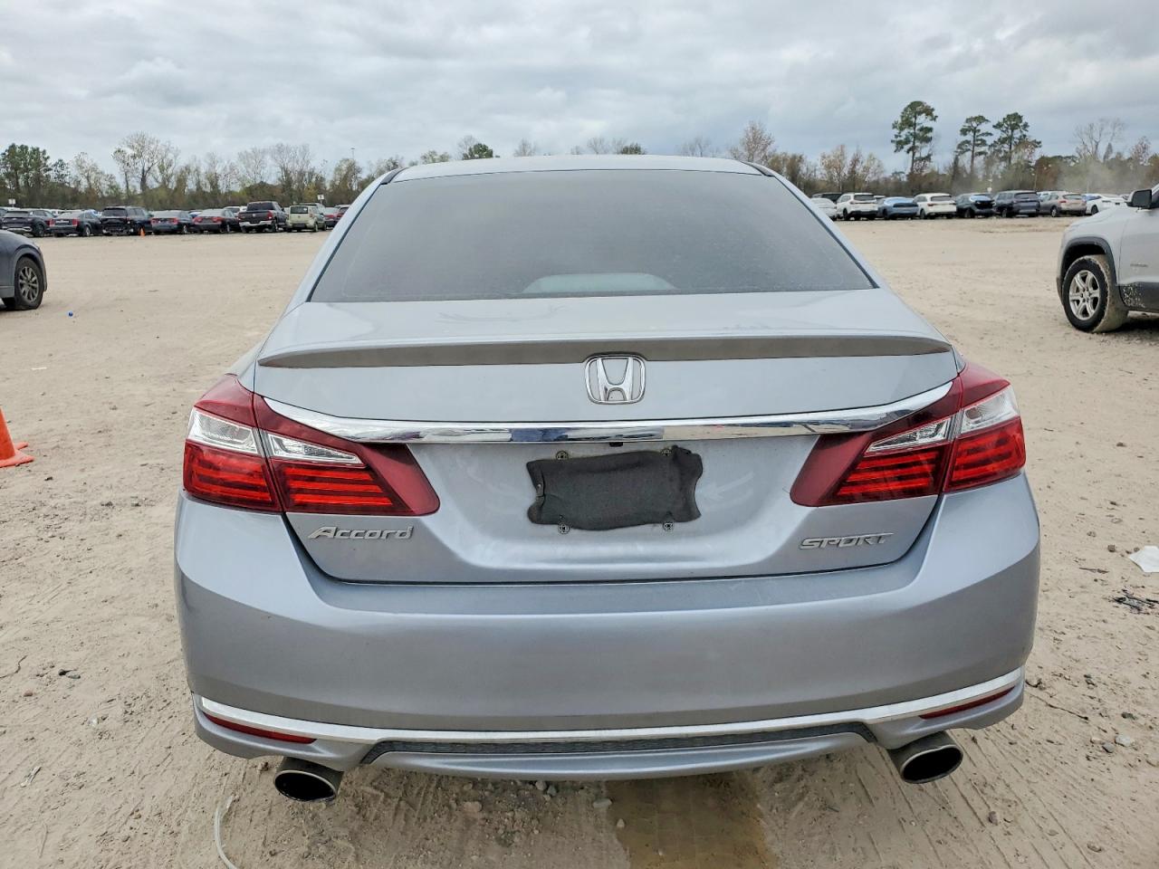 2017 HONDA ACCORD SPORT photo 6