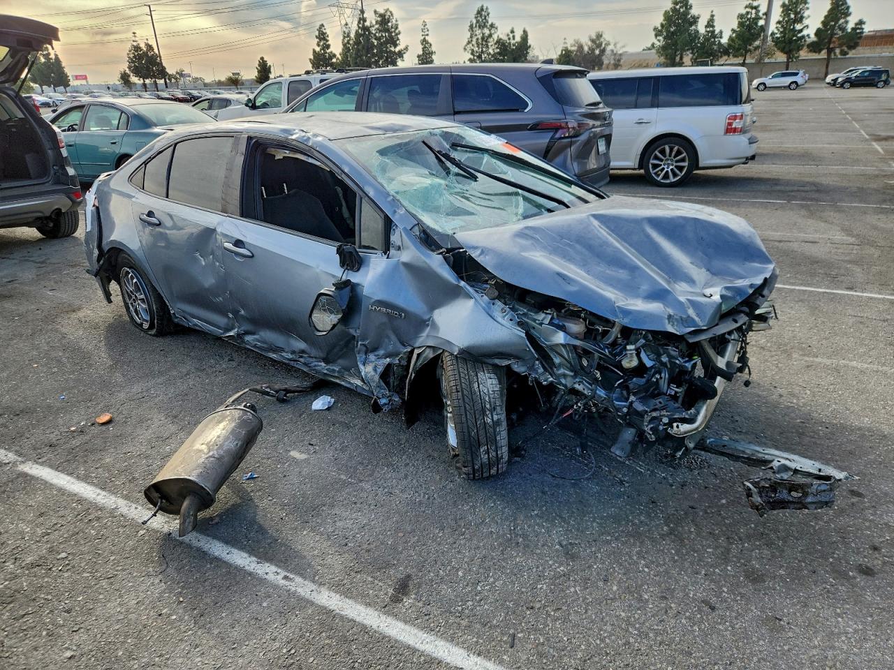 2021 TOYOTA COROLLA LE photo 4
