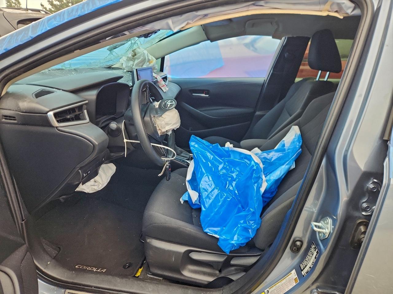 2021 TOYOTA COROLLA LE photo 7