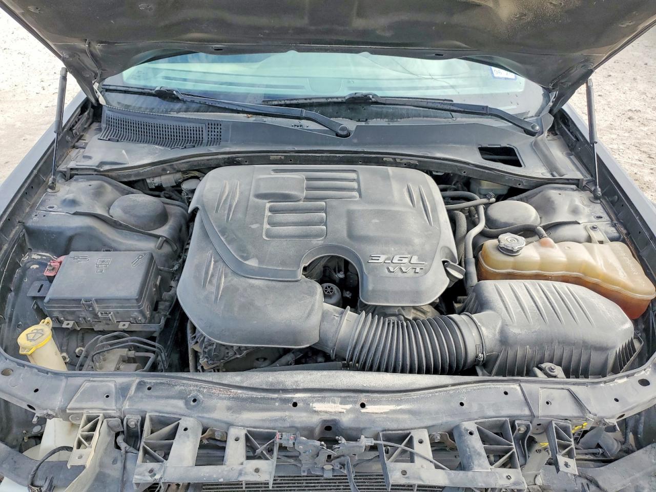 2015 CHRYSLER 300 LIMITED photo 11