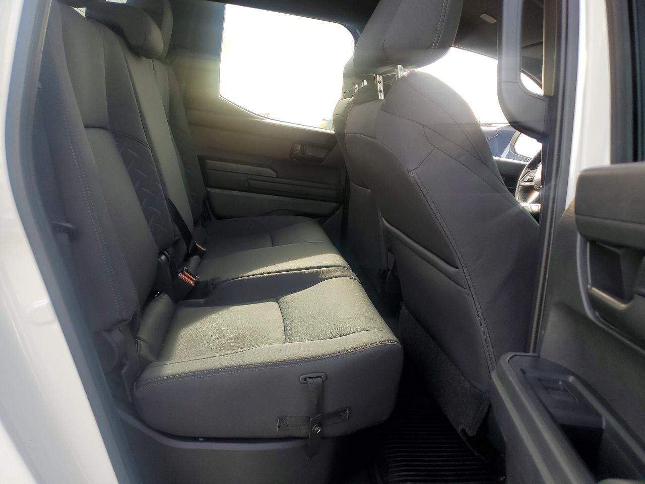 2025 TOYOTA TACOMA DOUBLE CAB photo 10