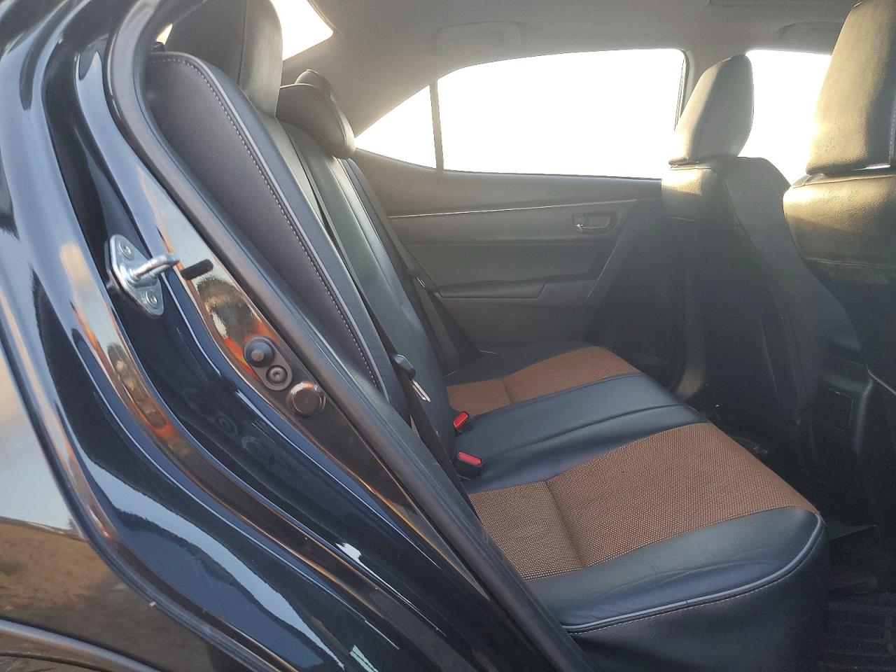 2014 TOYOTA COROLLA L photo 10