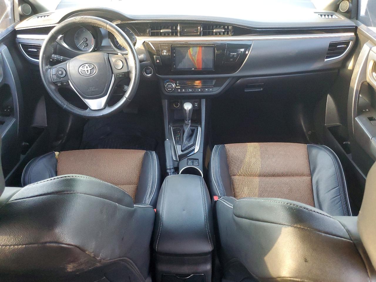 2014 TOYOTA COROLLA L photo 8