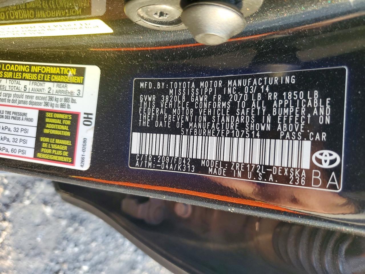 2014 TOYOTA COROLLA L photo 13