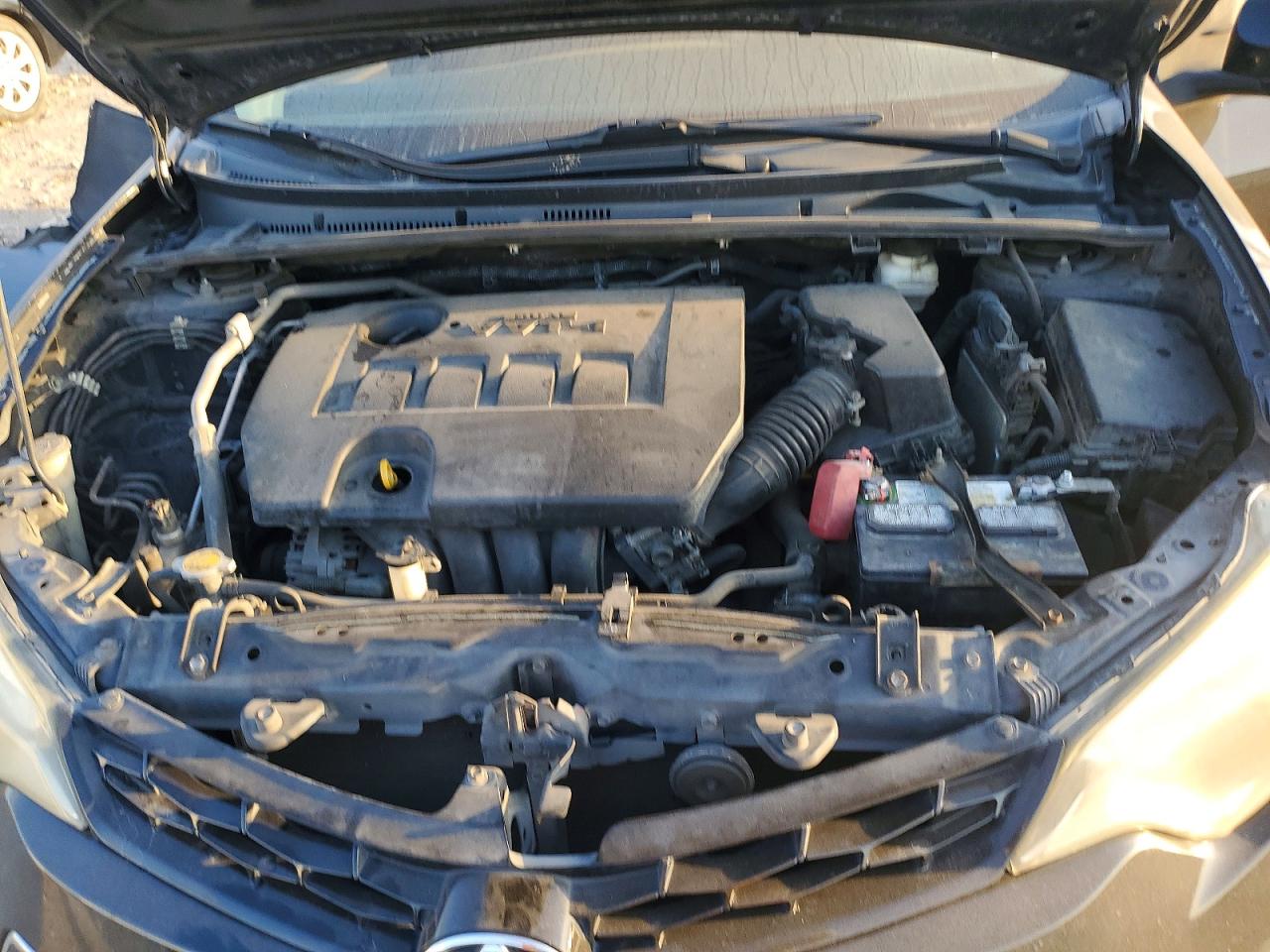 2014 TOYOTA COROLLA L photo 11