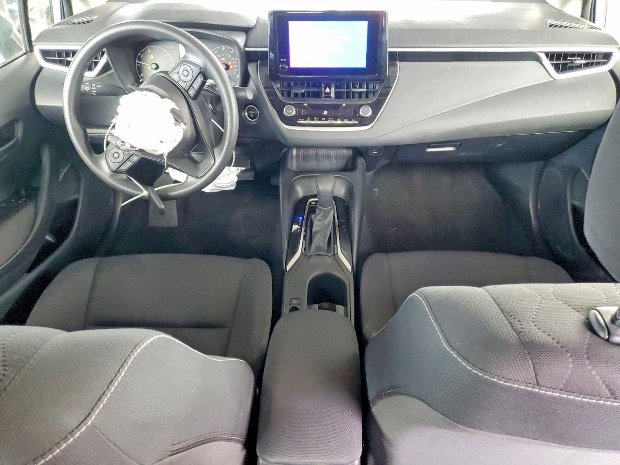 2023 TOYOTA COROLLA LE photo 8