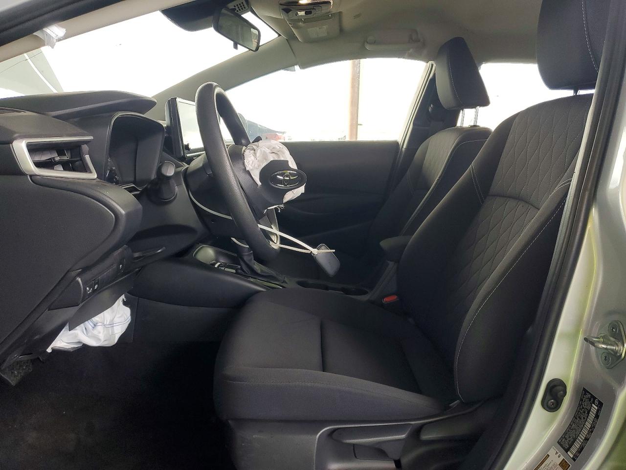2023 TOYOTA COROLLA LE photo 7