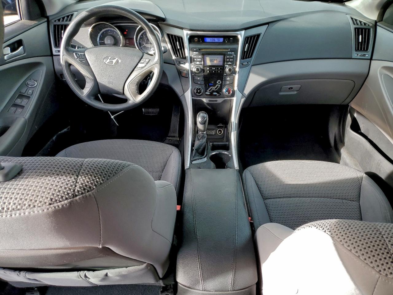 2011 HYUNDAI SONATA GLS photo 8