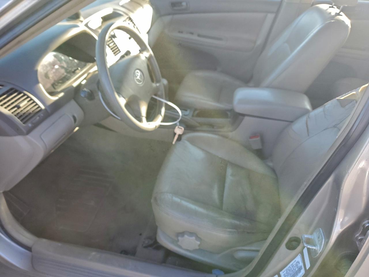 2003 TOYOTA CAMRY LE photo 7