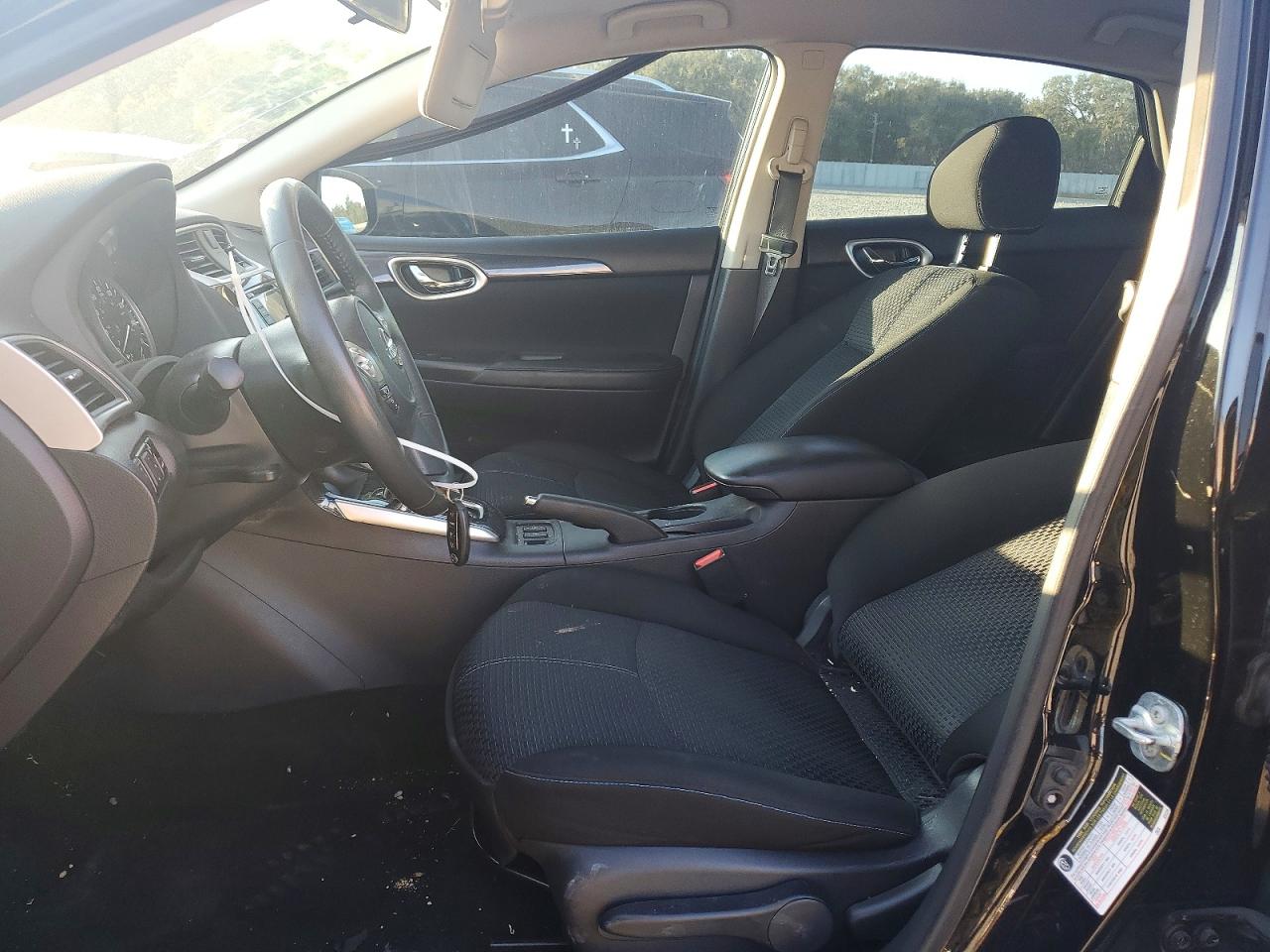 2017 NISSAN SENTRA S photo 7