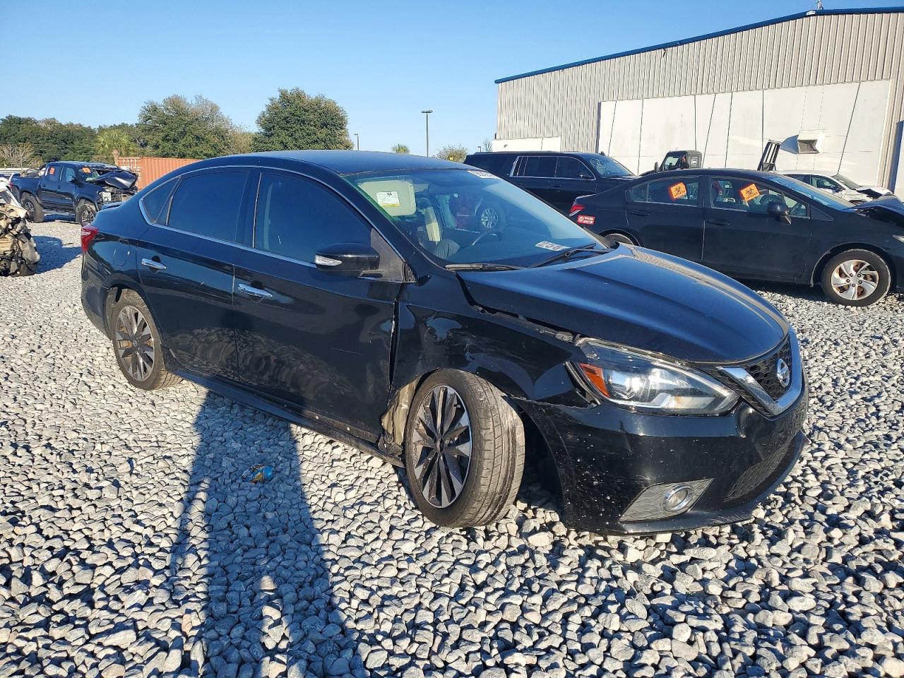 2017 NISSAN SENTRA S photo 4