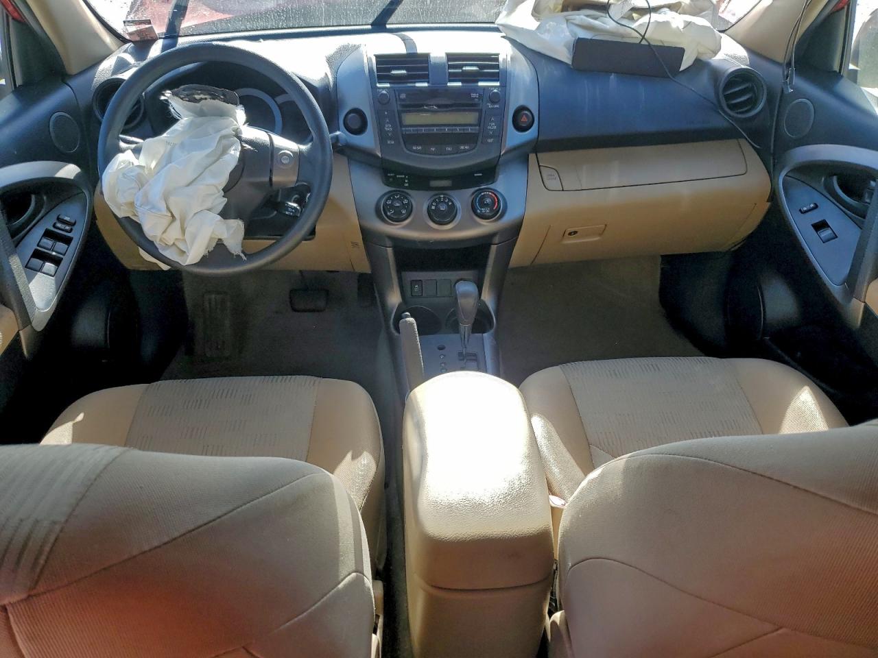 2010 TOYOTA RAV4 photo 8