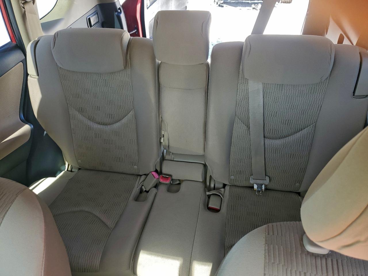 2010 TOYOTA RAV4 photo 10
