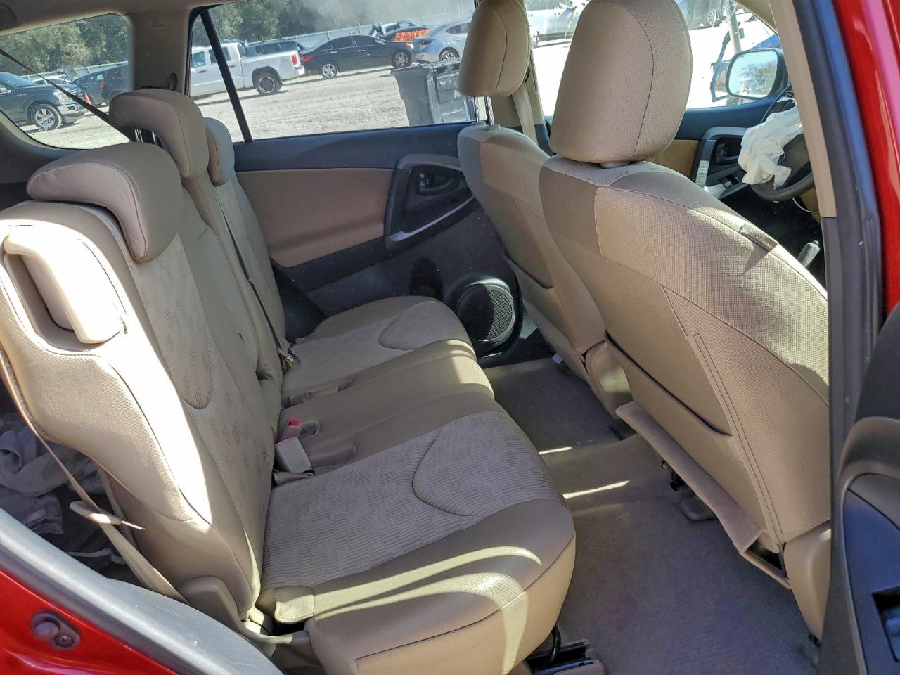 2010 TOYOTA RAV4 photo 11