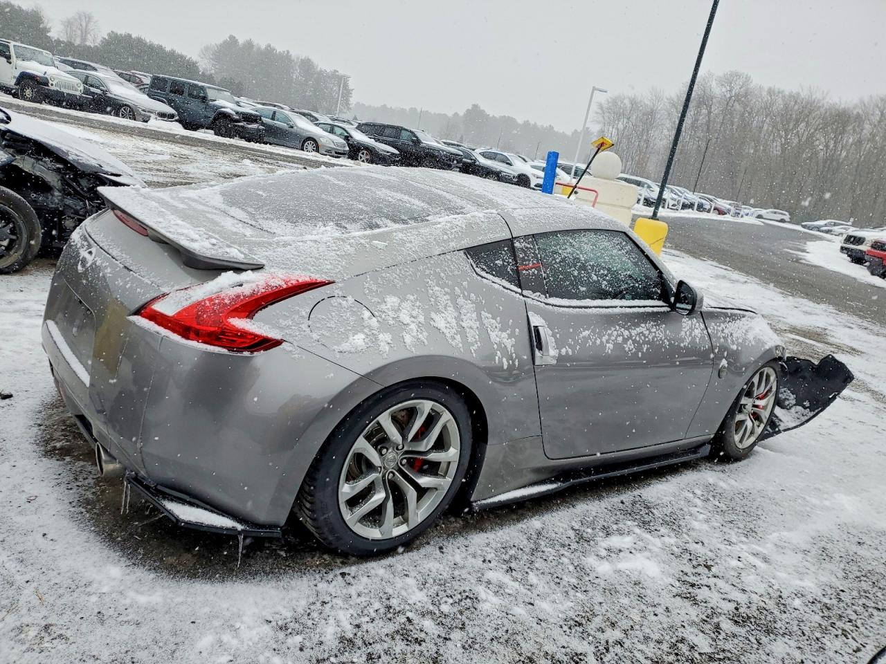 2009 NISSAN 370Z photo 3