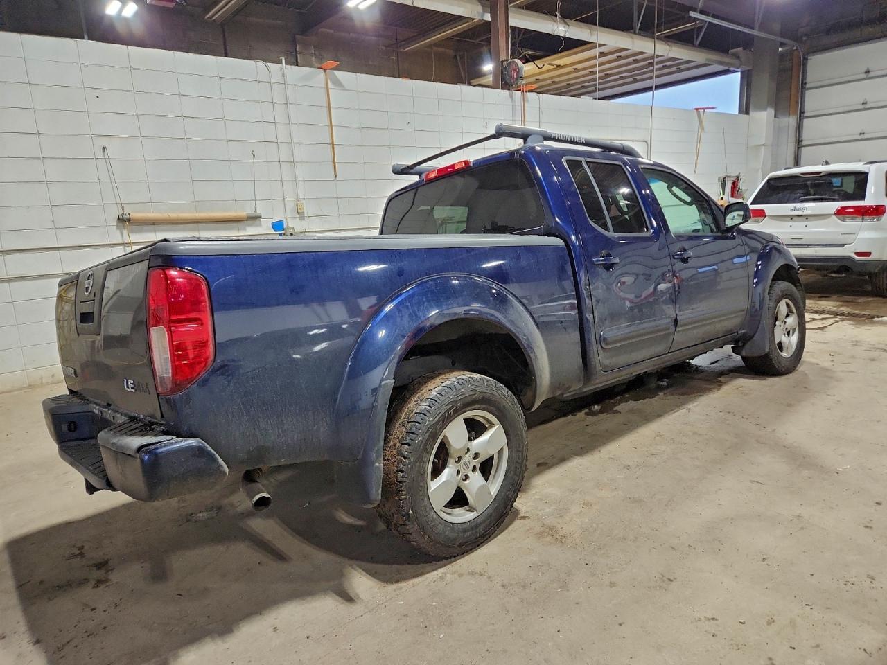 2007 NISSAN FRONTIER CREW CAB LE photo 3