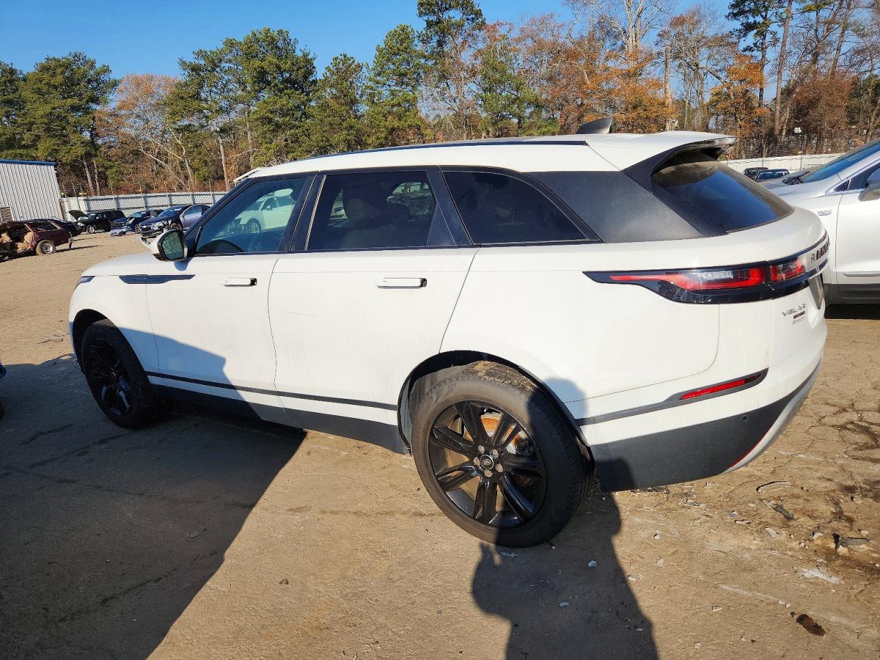 2018 LAND ROVER RANGE ROVER VELAR S photo 2