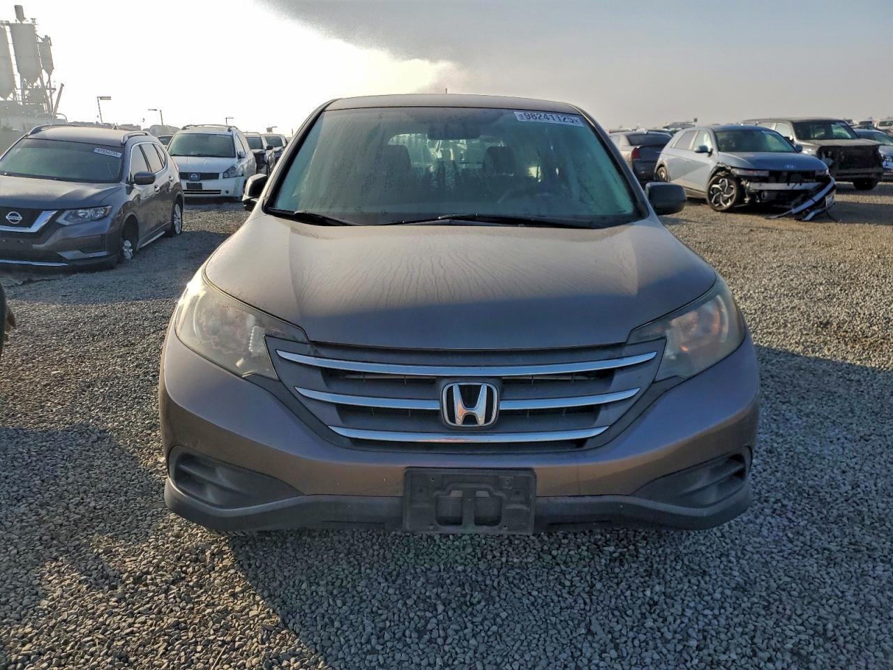 2014 HONDA CR-V LX photo 5