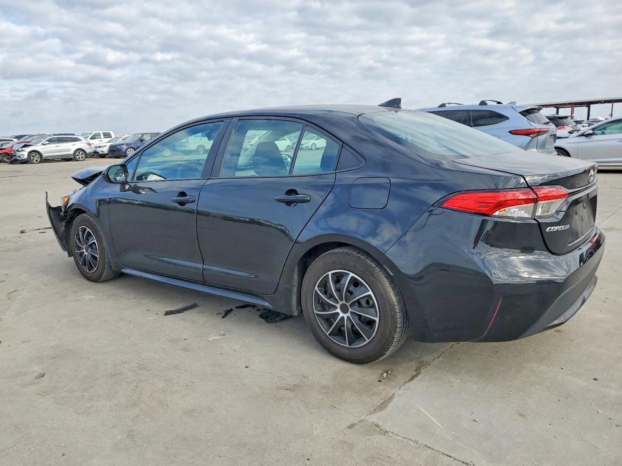 2020 TOYOTA COROLLA L photo 2