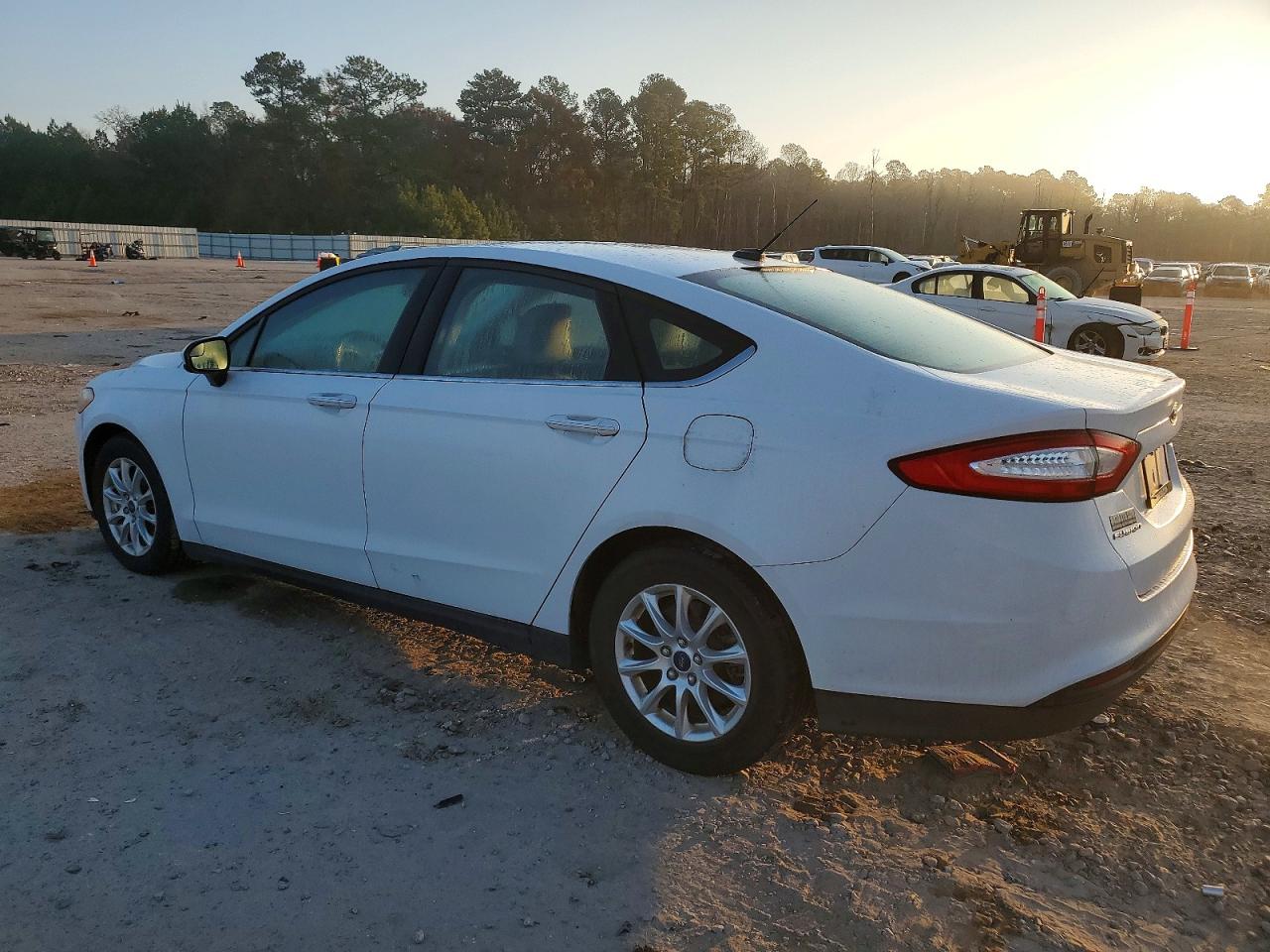 2015 FORD FUSION S photo 2